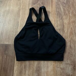 NVGTN Black Sports Bra with Keyhole Small